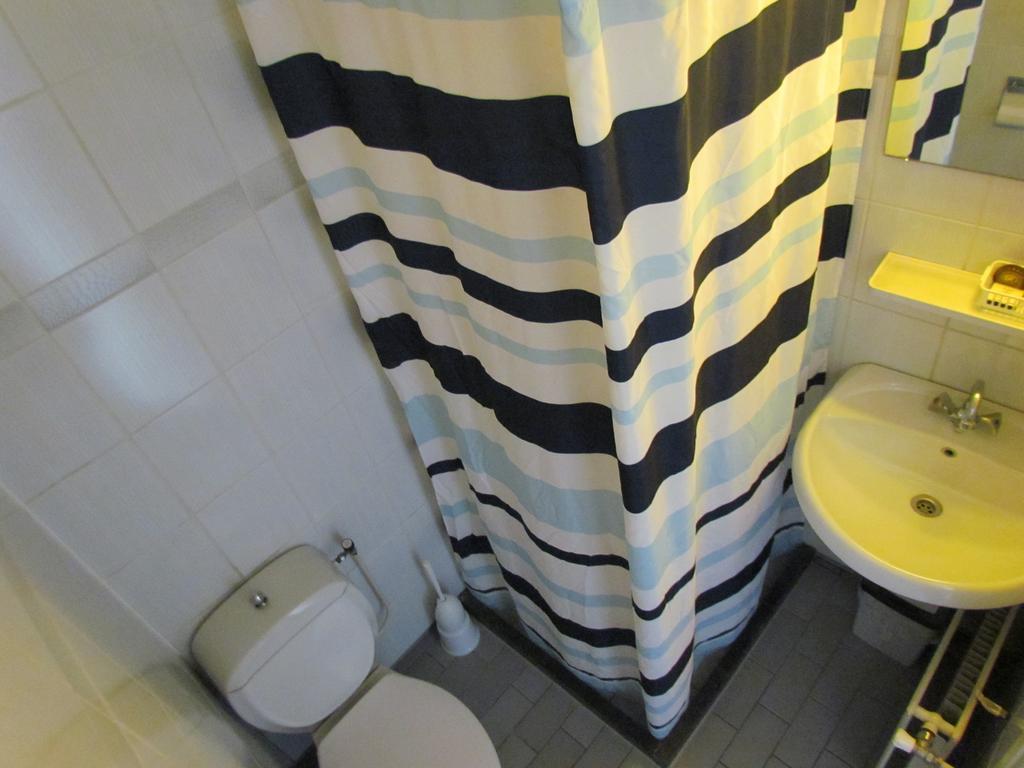 Hotel Cafe Woud Den Helder Habitación foto